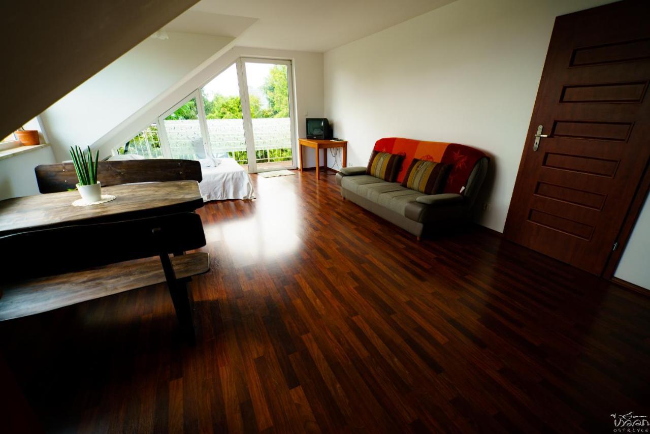 Isaan Ostrzyce Guest House Exterior photo
