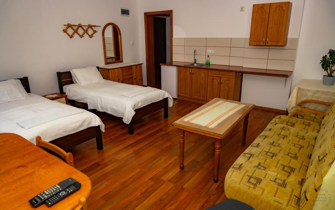 Isaan Ostrzyce Guest House Exterior photo